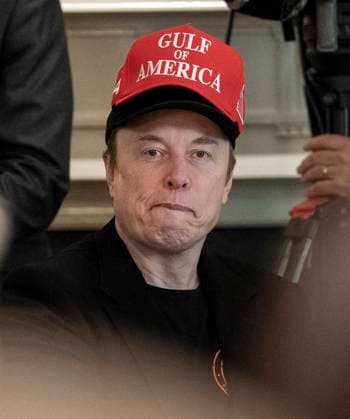 President Trump Hosts Cabinet Meeting at the White House Elon Musk, Chief Executive Officer, Tesla, SpaceX and X (previously known as Twitter) and Administrator, Department of Government Efficiency (DOGE), listens during a cabinet meeting held by US President Donald J Trump in the Cabinet Room of the White House in Washington, DC, US, on Wednesday, April 30, 2025. Credit: Ken Cedeno Pool via CNPP AdMedia Washington District of Columbia United States of America EDITORIAL USE ONLY  Copyright: xx WAP20250430557 CNP AdMediax admphotostwo929153