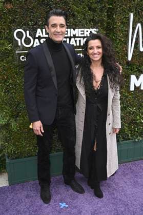 Gilles Marini with wife Carole Marini at the Alzheimer s Association Magic of Music Gala at Vibiana Los Angeles, 04 05 2025 Foto:xD.xStarbuckx xFuturexImagex alzheimer_5523