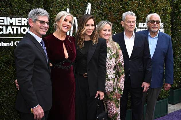 Peter Goldstein, Camille Goldstein, Katharine McPhee Foster, guest, David Foster and guest at the Alzheimer s Association Magic of Music Gala at Vibiana Los Angeles, 04 05 2025 Foto:xD.xStarbuckx xFuturexImagex alzheimer_5548