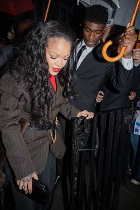 Personalities at Anna Wintours Pre Met Gala dinner in New York Rihanna at Anna Wintours Pre Met Gala dinner in New York on may 4th 2025 Yehiel Chekroune Bestimage Anna Wintour s Pre Met Gala dinner in New York on may 4th 2025 New York Etats Unis  Copyright: xYehielxChekrounex xBestimagexYehielxChekrounex xBestimagex