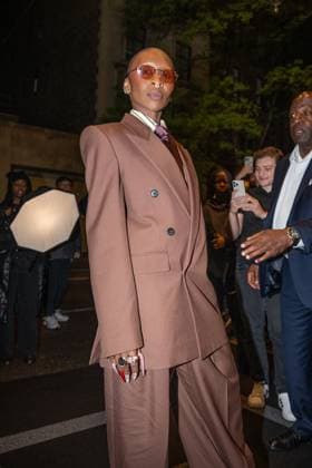 Personalities at Anna Wintours Pre Met Gala dinner in New York Cynthia Erivo at Anna Wintours Pre Met Gala dinner in New York on may 4th 2025 Yehiel Chekroune Bestimage Anna Wintour s Pre Met Gala dinner in New York on may 4th 2025 New York Etats Unis  Copyright: xYehielxChekrounex xBestimagexYehielxChekrounex xBestimagex