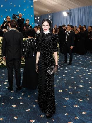 Jill Kargman arrives on the red carpet at the 2025 Met Gala celebrating the opening of Superfine: Tailoring Black Style at The Metropolitan Museum of Art on Monday, May 5, 2025 in New York City.  NYP20250505513 JOHNxANGELILLO