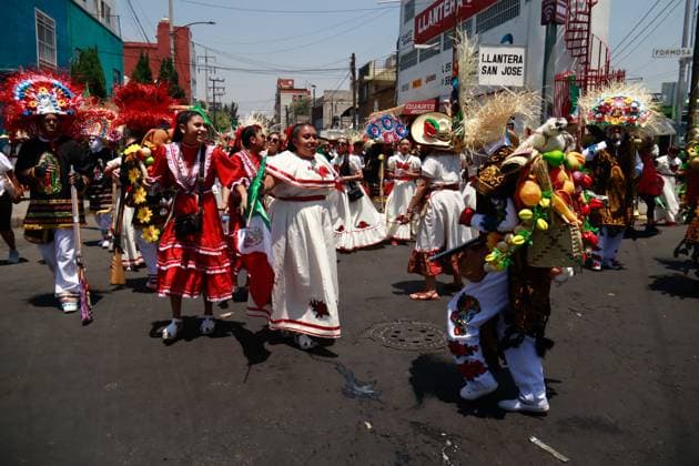 Inhabitants of the PeoÂ±oÂ³n de los BaoÂ±os neighborhood, taking part during the 95th commemoration of the Battle of Puebla. the Battle of Puebla re-nact in PeoÂ±on de los BaoÂ±os has been declared Intangible Cultural Heritage by the United Nations Educational, Scientific and Cultural Organization (UNESCO). on May 5, 2025 in Mexico City, Mexico. Mexico City Mexico - ZUMAe321 20250505_zia_e321_040 Copyright: xCarlosxSantiagox
