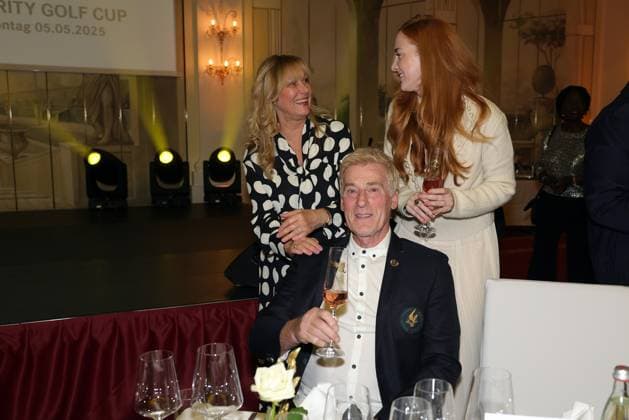 Europa Park Eagles Charity Golfcup 2025 Uli, Cornelia and Jennifer Stein on the occasion of the Gala Evening at Hotel Colosseo Europa Park Eagles Charity Golfcup 2025 on 05 05 2025 Hotel Colosseo, Rust, Baden Württemberg, Germany