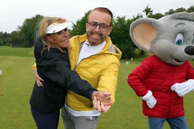 Europa Park Eagles Charity Golfcup 2025 Ireen Sheer and Ross Antony on the golf course Europa Park Eagles Charity Golfcup 2025 on 05 05 2025 on the 18 hole course of the Europa Park Golfclub Breisgau e V Baden Württemberg, Germany