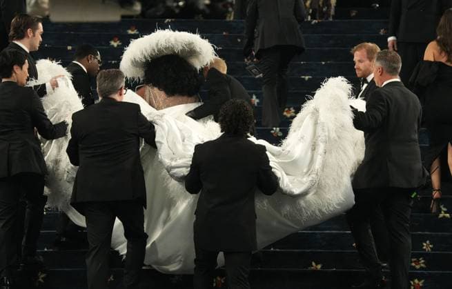 May 5, 2025, New York, New York, USA: DIANA ROSS attends the 2025 Met Gala- Superfine:Tailoring Black Style .The Metropolitan Museum of Art, NYC.New York City, NY.May 5, 2025. New York USA - ZUMAms4_ 20250505_faf_ms4_036 Copyright: xSoniaxMoskowitzxGordonx