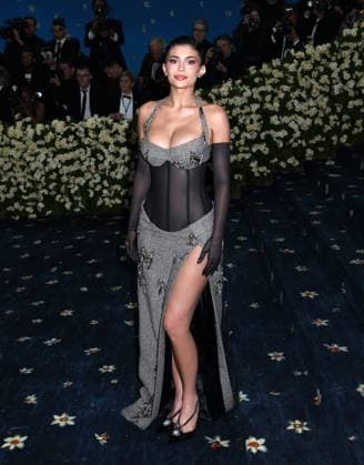May 5, 2025, New York, New York, USA: KYLIE JENNER attends the 2025 Met Gala Celebrating Superfine: Tailoring Black Style at Metropolitan Museum of Art in New York. New York USA - ZUMAp281 20250505_zea_p281_049 Copyright: xPhotoxImagexPressx