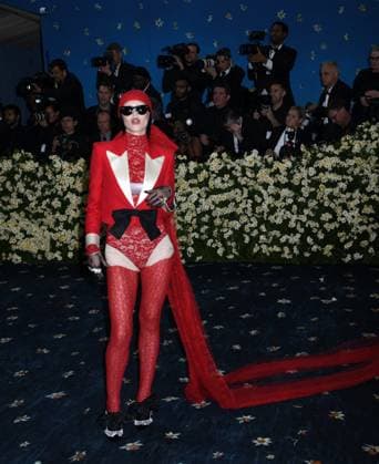 May 5, 2025, New York, Ny, United States: Amelia Gray Hamlin attends the 2025 Met Gala Celebrating Superfine: Tailoring Black Style at Metropolitan Museum of Art in New York. May 5, 2025. New York United States - ZUMAp281 20250505_zea_p281_245 Copyright: xPhotoxImagexPressx