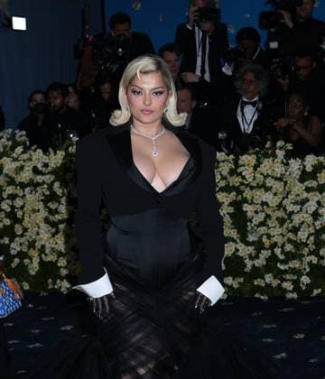 May 5, 2025, New York, Ny, United States: Bebe Rexha attends the 2025 Met Gala Celebrating Superfine: Tailoring Black Style at Metropolitan Museum of Art in New York. May 5, 2025. New York United States - ZUMAp281 20250505_zea_p281_253 Copyright: xPhotoxImagexPressx
