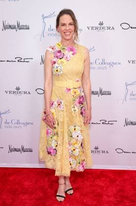 Celebrities attend The 36th Annual Colleagues Spring Luncheon and Oscar de la Renta Fashion Show Featuring: Hilary Swank Where: Los Angeles, California, United States When: 08 May 2025 Credit: Faye s Vision Cover Images EDITORIAL USE ONLY. NOT FOR USE BY NEWSPAPERS BASED IN THE UK. Copyright: xx coverimg54728872
