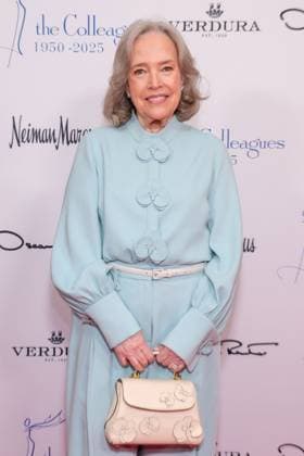 Bilder des Jahres 2025, Entertainment 05 Mai Entertainment Themen der Woche KW19 Entertainment Bilder des Tages Celebrities attend The 36th Annual Colleagues Spring Luncheon and Oscar de la Renta Fashion Show Featuring: Kathy Bates Where: Los Angeles, California, United States When: 08 May 2025 Credit: Faye s Vision Cover Images EDITORIAL USE ONLY. NOT FOR USE BY NEWSPAPERS BASED IN THE UK. Copyright: xx coverimg54728885