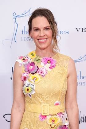 Celebrities attend The 36th Annual Colleagues Spring Luncheon and Oscar de la Renta Fashion Show Featuring: Hilary Swank Where: Los Angeles, California, United States When: 08 May 2025 Credit: Faye s Vision Cover Images EDITORIAL USE ONLY. NOT FOR USE BY NEWSPAPERS BASED IN THE UK. Copyright: xx coverimg54728842