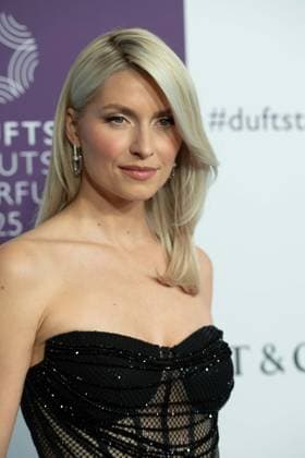 Lena GERCKE, model, portrait, portrait, cropped single image, single motif, at the DUFTSTARS 2025 German Perfume Award Presentation of the German Perfume Award DUFTSTARS by the Fragrance Foundation on 08 05 2025, Rheinterrassen, Duesseldorf