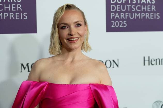 Janin ULLMANN, presenter, at the DUFTSTARS 2025 German Perfume Award Presentation of the German Perfume Award DUFTSTARS by the Fragrance Foundation on 08 05 2025, Rheinterrassen, Duesseldorf