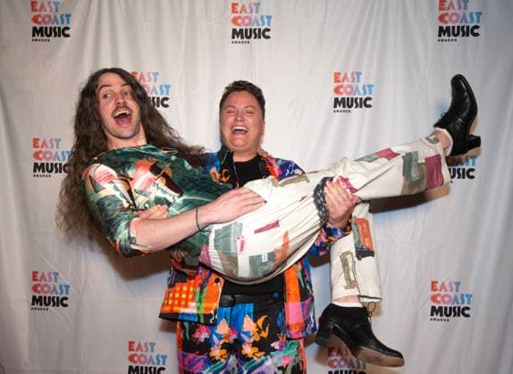 May 8, 2025, St. John s, Nl, CANADA: Kellie Loder holding Noah Malcolm on the red carpet at the East Coast Music Awards gala in St. John s, N.L. on Thursday, May 8, 2025. St. John s CANADA  - ZUMAc35_ 20250508_zaf_c35_109 Copyright: xPaulxDalyx