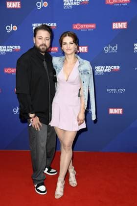 Felix von Jascheroff und Alexandra Sophie beim Bunte New Faces Award im Delphi Kino in Berlin am 08.05.2025 *** Felix von Jascheroff and Alexandra Sophie at the Bunte New Faces Award at the Delphi Cinema in Berlin on 08 05 2025
