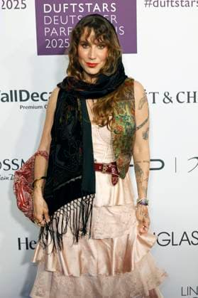 Melanie Schmidt at the presentation of the German Perfume Award Duftstars 2025 at the Rheinterrasse Düsseldorf Düsseldorf, 08 05 2025 Foto:xT.xSchröerx xFuturexImagex duftstars_5724