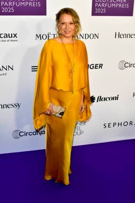 Nova Meierhenrich presenter as a guest on the blue carpet at the Fragrance Foundations Duftstars 2025 German Perfume Award ceremony at the Rheinterrassen on 08 05 2025 Duesseldorf NRW Germany