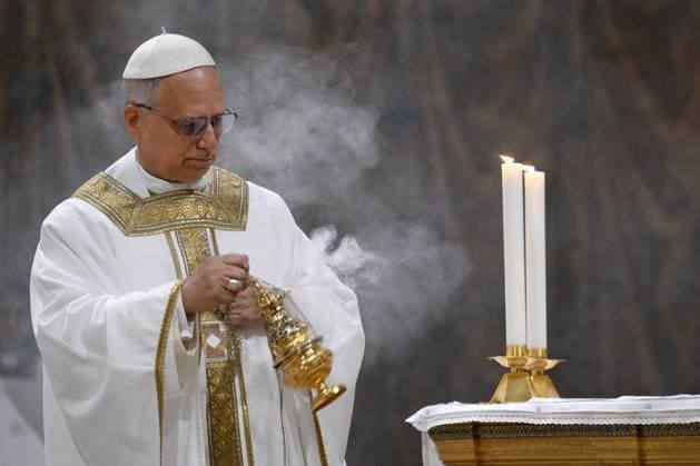 News Bilder des Tages Pope Leo XIV Leads His First Mass At Sistine Chapel - Vatican Pope Leo XIV celebrates a Holy Mass with the cardinals in the Sistine Chapel at the Vatican on May 9, 2025 at the conclusion of the Conclave. The morning after being elected the 267th Pope, Pope Leo XIV celebrates his first Mass as Pope. Photo by EV Vatican Media ABACAPRESS.COM Vatican Sistine Chapel Vatican (or Holy See)  Copyright: xVandevillexEric ABACAx
