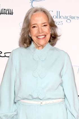 USA - 36th Annual Colleagues Spring Luncheon and Oscar de la Renta Fashion Show - Beverly Hills LOS ANGELES - MAY 8: Kathy Bates at the 36th Annual Colleagues Spring Luncheon and Oscar de la Renta Fashion Show at Beverly Wilshire Hotel on May 8, 2025 in Beverly Hills, CA Beverly Hills CA USA EDITORIAL USE ONLY Copyright: x 2025xKathyxHutchinsx xHutchinsxPhotox HutchinsxPhotox khphotos859840