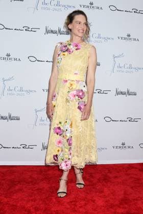 May 9, 2025, Beverly Hills, Ca, USA: LOS ANGELES - MAY 8: Hilary Swank at the 36th Annual Colleagues Spring Luncheon and Oscar de la Renta Fashion Show at Beverly Wilshire Hotel on May 8, 2025 in Beverly Hills, CA Beverly Hills USA - ZUMAnc22 20250509_zaa_nc22_013 Copyright: xKathyxHutchinsx