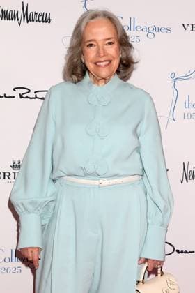 May 9, 2025, Beverly Hills, Ca, USA: LOS ANGELES - MAY 8: Kathy Bates at the 36th Annual Colleagues Spring Luncheon and Oscar de la Renta Fashion Show at Beverly Wilshire Hotel on May 8, 2025 in Beverly Hills, CA Beverly Hills USA - ZUMAnc22 20250509_zaa_nc22_021 Copyright: xKathyxHutchinsx