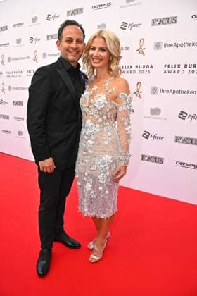 Susan Sideropoulos and her husband Jakob Shtizberg at the Felix Burda Award on 9 05 2025 in Berlin Felix Burda Award 2025 in Berlin