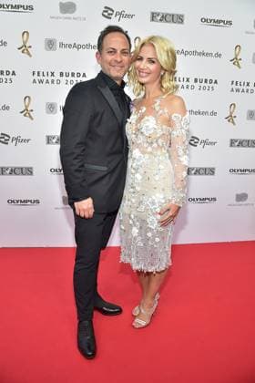 20 FELIX BURDA AWARD 2025 in Berlin Susan Sideropoulos with husband Jakob Shtizberg at the most important event Prevention connects us The Felix Burda Foundation honors outstanding commitment and pioneering research in the field of colorectal cancer prevention in Berlin, on 09 05 2025 Photopress Mueller