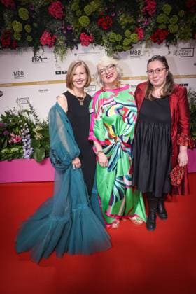GERMAN FILM AWARD 2025 ceremony in Berlin Petra Zieser and Claudia Löwe on the red carpet at the Lola German Film Award 2025 ceremony at the Theater am Potsdamer Platz in Berlin Date 10 05 2025 Copyright: xEventpressx