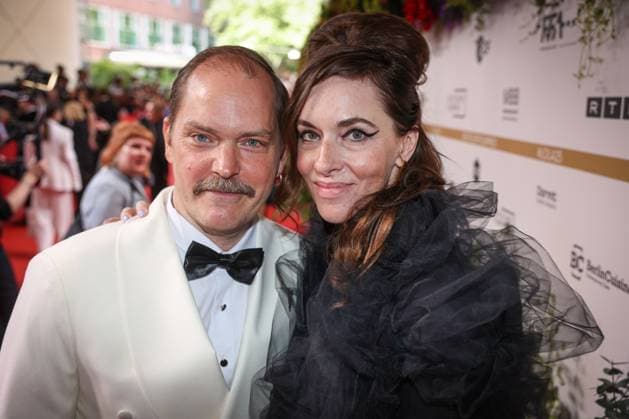 GERMAN FILM AWARD 2025 ceremony in Berlin Godehard Giese and Kim Riedle on the red carpet at the Lola German Film Award 2025 ceremony at the Theater am Potsdamer Platz in Berlin Date 10 05 2025 Copyright: xEventpressx