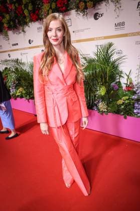 GERMAN FILM AWARD 2025 ceremony in Berlin Pheline Roggan on the red carpet at the Lola German Film Award 2025 ceremony at the Theater am Potsdamer Platz in Berlin Date 10 05 2025 Copyright: xEventpressx