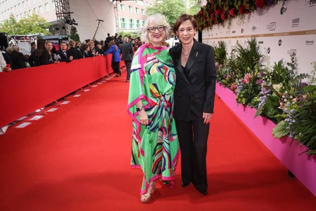 GERMAN FILM AWARD 2025 ceremony in Berlin Anne Leppien and Claudia Löwe on the red carpet at the Lola German Film Award 2025 ceremony at the Theater am Potsdamer Platz in Berlin Date 10 05 2025 Copyright: xEventpressx