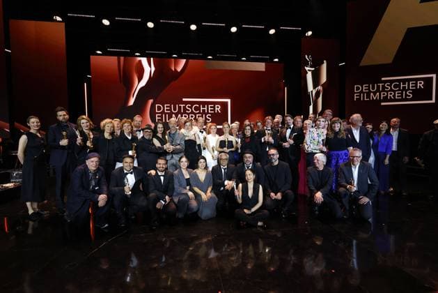 Group picture with the award winners around Leonie Benensch and Liv Lisa Fries at the German Film Award ceremony on 9 05 2025 in Berlin German Film Award 2025 in Berlin Winners at the aftershow party
