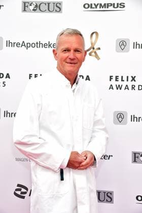 20 FELIX BURDA AWARD 2025 in Berlin Dr med Jens Aschenbeck, Aschenbeck, Dr Aschenbeck, Gastroenterology, Internal Medicine, Practice, Berlin, Spandau at the most important event prevention connects us for the 20th time the Felix Burda Awards The Felix Burda Foundation honors outstanding commitment and pioneering research in the field of colorec Photopress Mueller