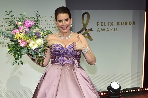 20 FELIX BURDA AWARD 2025 in Berlin Actress and entertainer Elena Uhlig presents the Felix Burda Awards for the 20th time at the most important event prevention connects us The Felix Burda Foundation honors outstanding commitment and pioneering research in the field of colorectal cancer prevention in Berlin, on 09 05 2025 Photopress Mueller