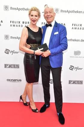 20 FELIX BURDA AWARD 2025 in Berlin Grit Weiss with husband Prof Jo Groebel at the most important event Prevention connects us The Felix Burda Foundation honors outstanding commitment and pioneering research in the field of colorectal cancer prevention in Berlin, on 09 05 2025 Photopress Mueller