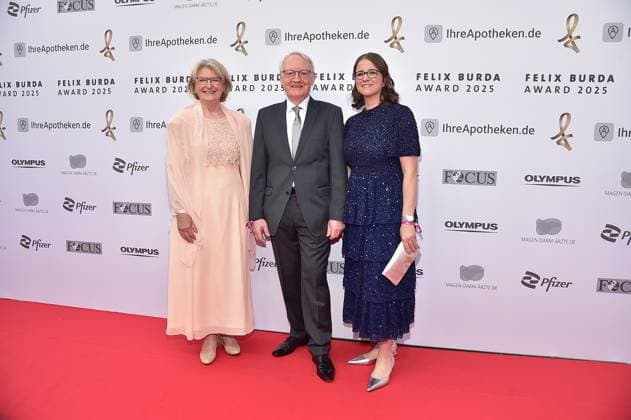 20 FELIX BURDA AWARD 2025 in Berlin Managing Directors Prof Dr Heidrun M Thais, Heinz Spengler, Chairman of the Management Board, and Dr Sabine Markmiller at the most important event Prevention connects us The Felix Burda Foundation honors outstanding commitment and pioneering research in the field of colorectal cancer prevention in Berlin Photopress Mueller