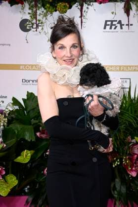Meret Becker at the 75th German Film Award 2025 ceremony at the Theater am Potsdamer Platz Berlin, 09 05 2025 Foto:xF.xKernx xFuturexImagex filmpreis_5526