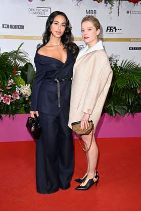 Gizem Emre and Jella Haase at the 75th German Film Award 2025 ceremony at the Theater am Potsdamer Platz Berlin, 09 05 2025 Foto:xF.xKernx xFuturexImagex filmpreis_5557