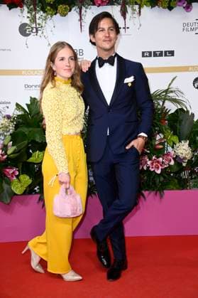 Paula Kalenberg and Tim Oliver Schultz at the 75th German Film Awards 2025 ceremony at the Theater am Potsdamer Platz Berlin, 09 05 2025 Foto:xN.xKubelkax xFuturexImagex filmpreis_5578