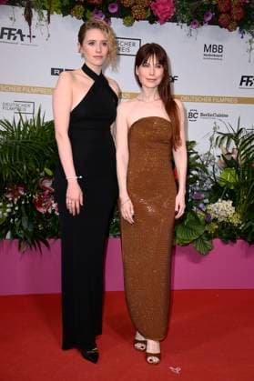 Katharina Stark and Nora Waldstätten at the 75th German Film Awards 2025 ceremony at the Theater am Potsdamer Platz Berlin, 09 05 2025 Foto:xN.xKubelkax xFuturexImagex filmpreis_5589