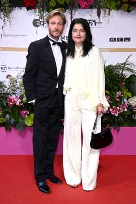 Andreas Pietschmann and Jasmin Tabatabai at the 75th German Film Awards 2025 ceremony at the Theater am Potsdamer Platz Berlin, 09 05 2025 Foto:xN.xKubelkax xFuturexImagex filmpreis_5602
