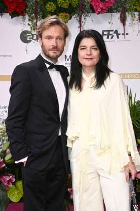 Andreas Pietschmann and Jasmin Tabatabai at the 75th German Film Awards 2025 ceremony at the Theater am Potsdamer Platz Berlin, 09 05 2025 Foto:xN.xKubelkax xFuturexImagex filmpreis_5603