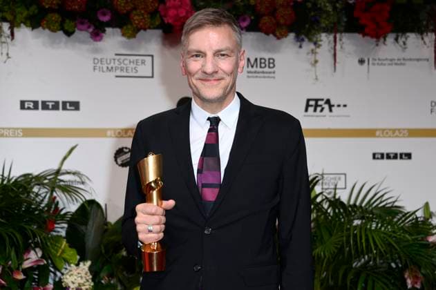 Hansjörg Weißbrich at the 75th German Film Awards 2025 ceremony at the Theater am Potsdamer Platz Berlin, 09 05 2025 Foto:xN.xKubelkax xFuturexImagex filmpreis_5612