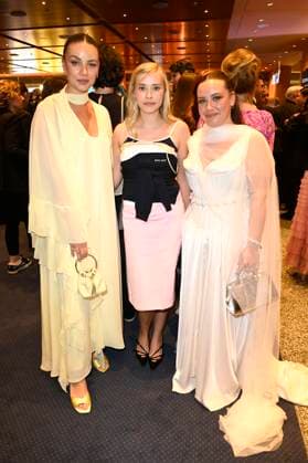 Janina Uhse, Milena Tscharntke and Dilara Aylin Ziem at the 75th German Film Awards 2025 ceremony at the Theater am Potsdamer Platz Berlin, 09 05 2025 Foto:xF.xKernx xFuturexImagex filmpreis_5647