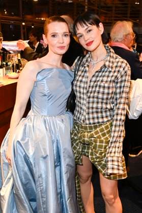 Karoline Herfurth and Emilia Schüle at the 75th German Film Award 2025 ceremony at the Theater am Potsdamer Platz Berlin, 09 05 2025 Foto:xF.xKernx xFuturexImagex filmpreis_5678