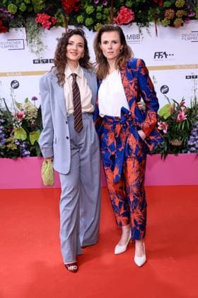 09 05 2025, Seyneb Saleh and Karin Hanczewski at the 75th German Film Award Ceremony, 2025, in Berlin, Red Carpet, Berlin Germany, Germany