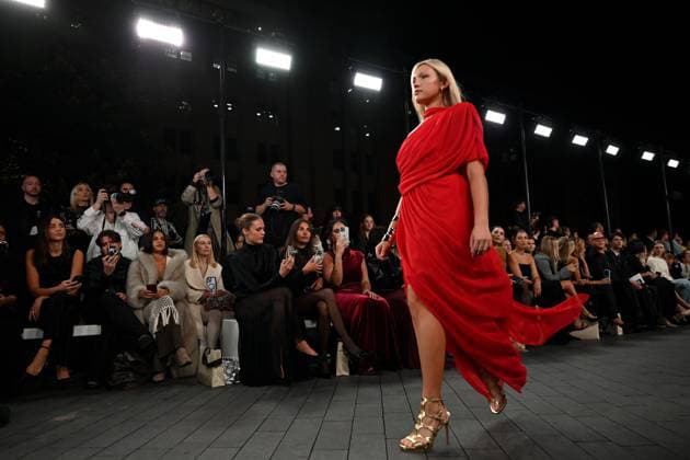 AUSTRALIAN FASHION WEEK 2025, Models walk the runway during the Carla Zampatti Runway Show as part of Australian Fashion Week 2025 in Sydney, Monday, May 12, 2025. ( NO ARCHIVING SYDNEY NEW SOUTH WALES Australia  Copyright: xSTEVENxSAPHOREx 20250512150914821420