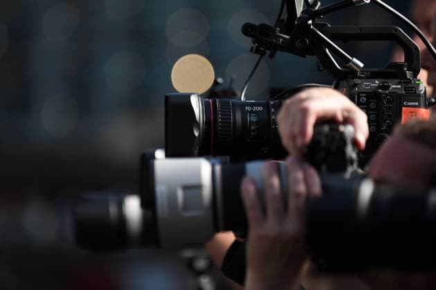 AUSTRALIAN FASHION WEEK 2025, Photographers take pictures of models walking down the runway during the Carla Zampatti Runway Show as part of Australian Fashion Week 2025 in Sydney, Monday, May 12, 2025. ( NO ARCHIVING SYDNEY NEW SOUTH WALES Australia  Copyright: xSTEVENxSAPHOREx 20250513142591529410