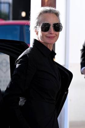 Cannes, 78th Cannes Film Festival 2025. Personalities arrivals at Hotel Martinez in Cannes In the photo: Andie MacDowell  Copyright: xMangiarotti Ipax xipa-agency.netx xPoolxPhotoxEventsx05x IPA_Agency_IPA57587611